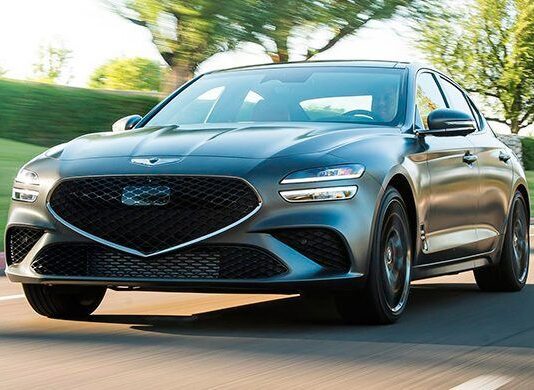 genesis-g70-2022.jpg